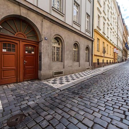 Rose Antique Apartment Prag Exteriör bild