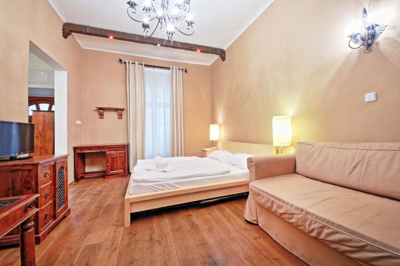 Rose Antique Apartment Prag Exteriör bild
