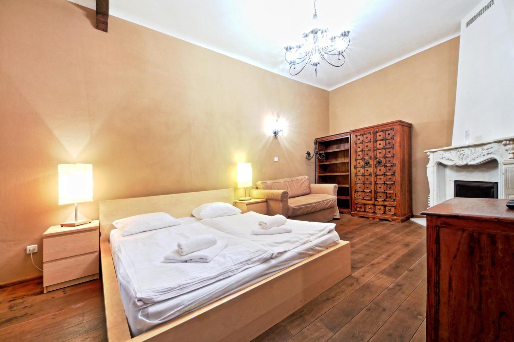Rose Antique Apartment Prag Exteriör bild